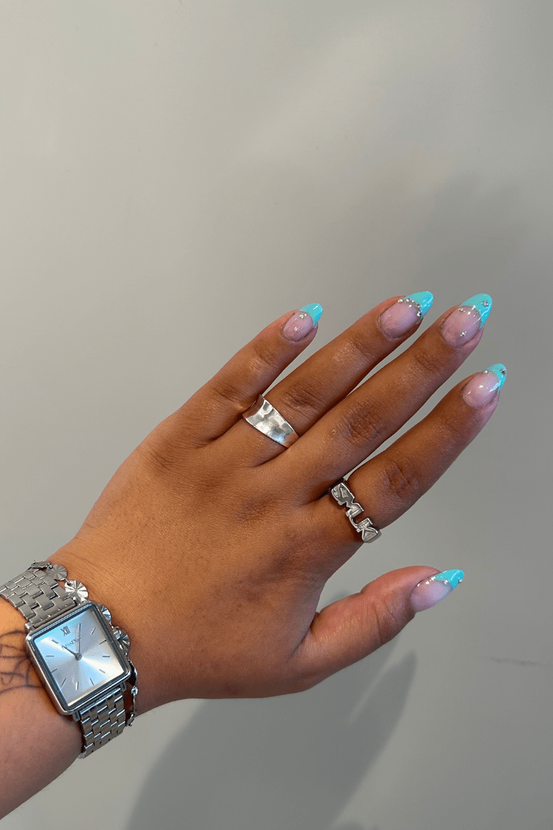 Aqua Sparkle Look