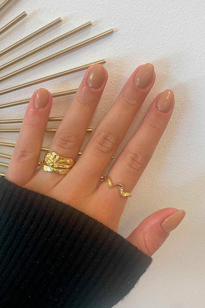 Barefoot  · 239 - Hand