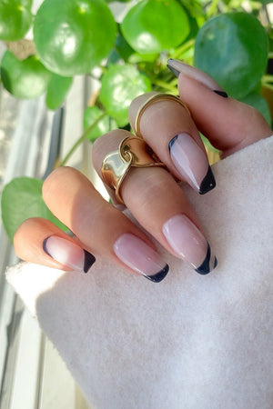 Black Swirl Look