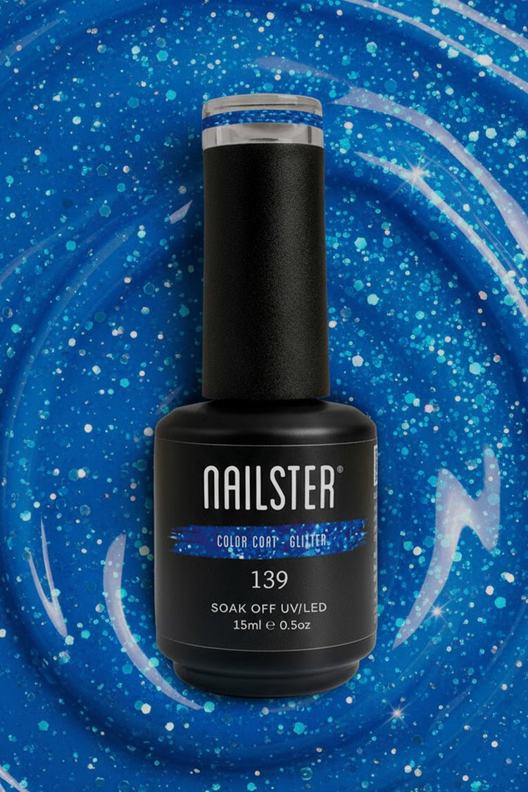 Blue Sapphire · 139 – Gel Polish från Nailster