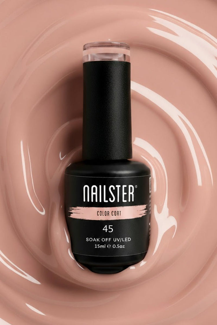 Bossy Nude · 45