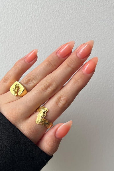 Korall  · 211 - Hand