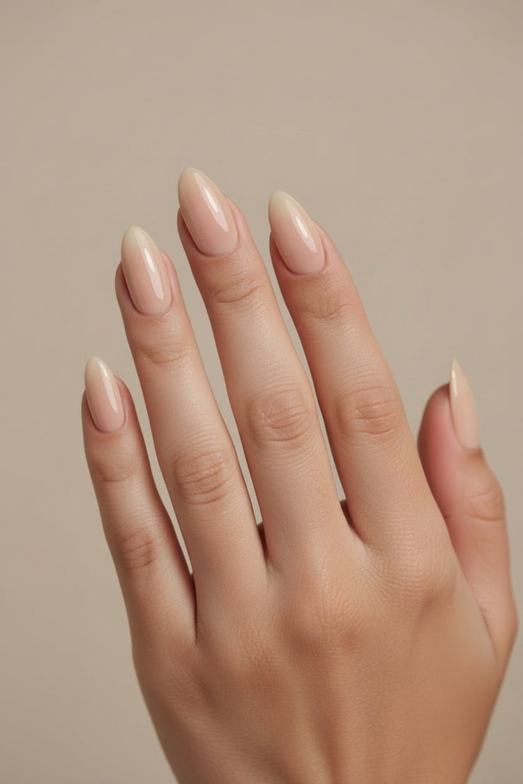 Caramel Cloud · 521 – Gel Polish från Nailster, bild 3