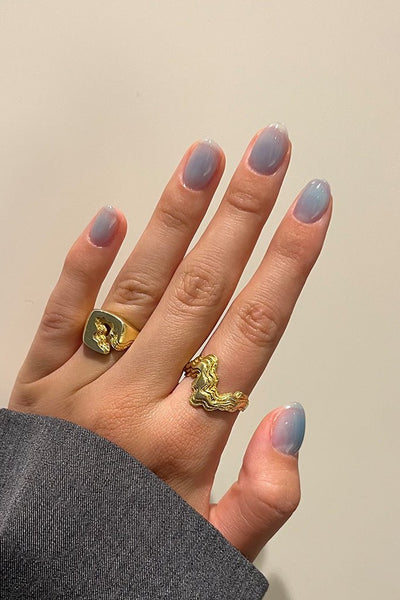 Cinderella  · 212 - Hand