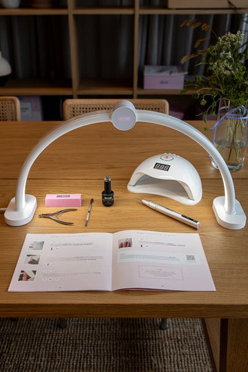Curve LED Bordslampa