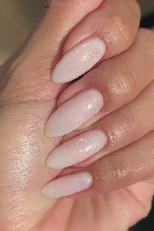 Delicate Shimmer · 477