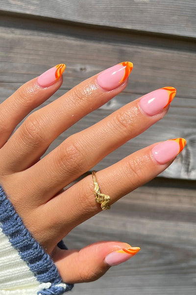 Electric Orange  · 54 - Hand