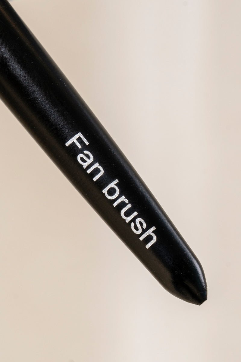 Fan Brush