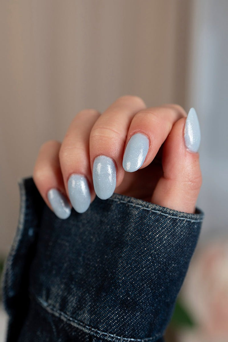 Frosting Baby Blue Glitter · 445 – Gel Polish från Nailster, bild 3