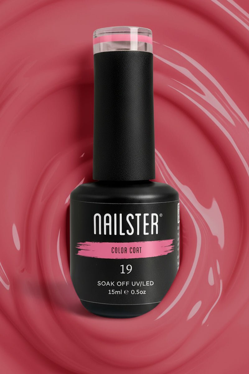 Just a Girl · 19 | Nailster Denmark