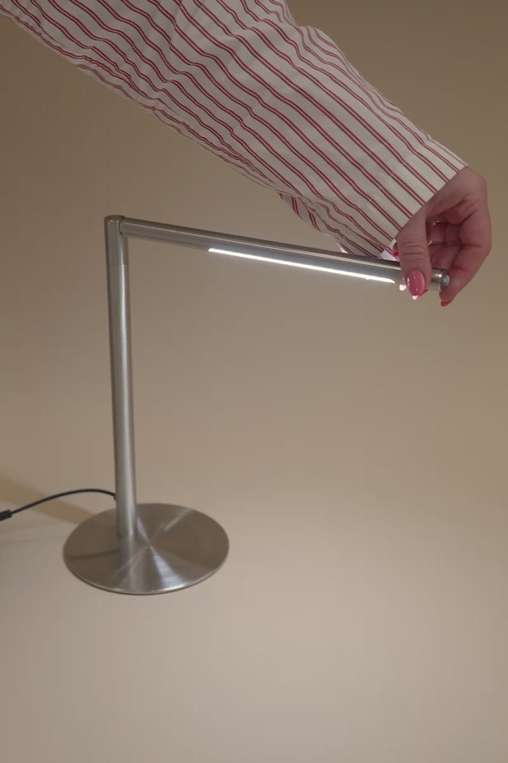 LED nagelbords­lampa