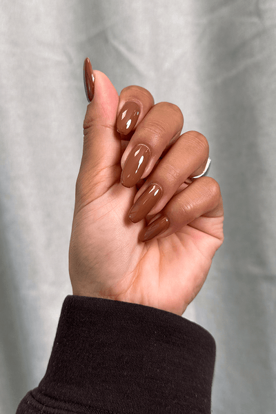 Light Auburn · 493 - Hand