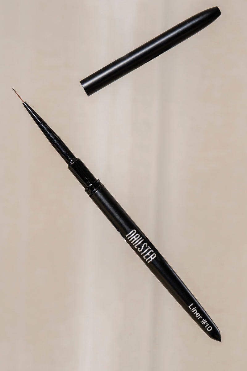Liner Brush 10