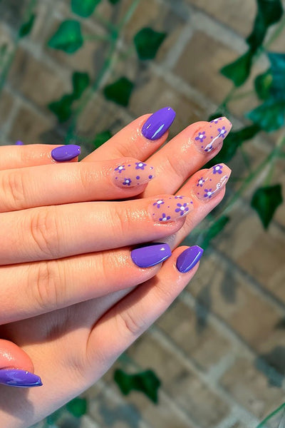 Movie Star  · 296 - Hand