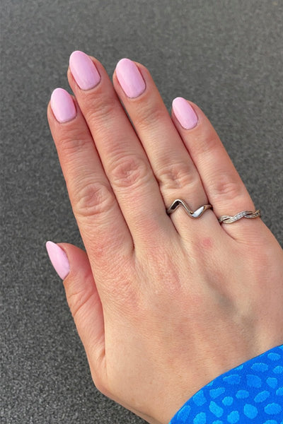 New York  · 43 - Hand