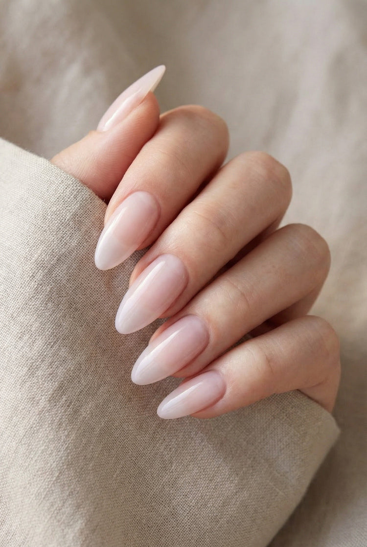 Pillow Talk · 517 – Gel Polish från Nailster, bild 3