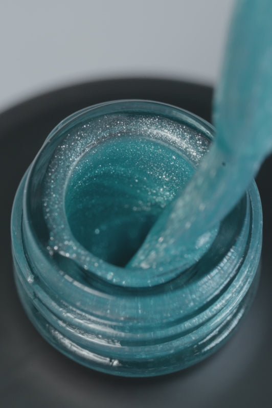 Silver Blue Cat Eye · 338
